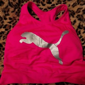Sports bra hot pink never worn